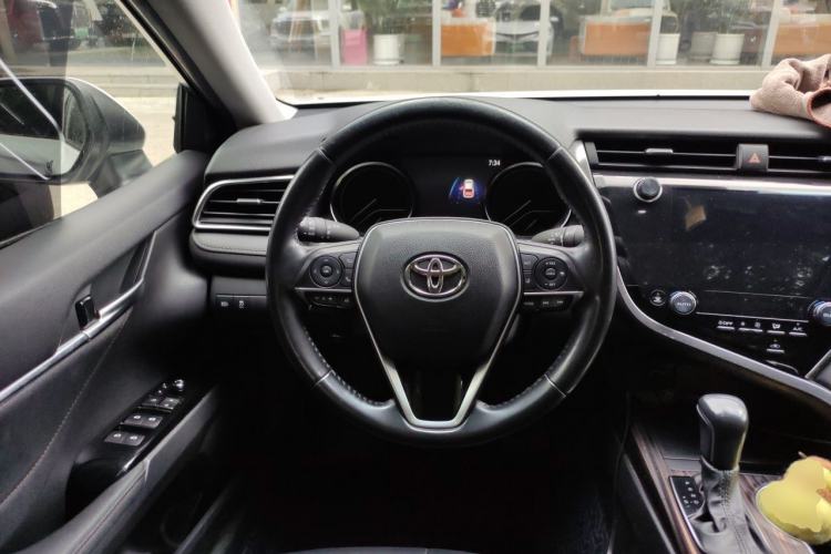 Used Toyota Camry 2019 2.5G Luxury Edition China V Standard Steering Wheel