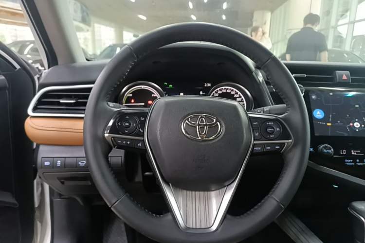 Used Toyota Camry 2019 Revised Version Dual-Engine 2.5 HG Luxury Edition Steering Wheel