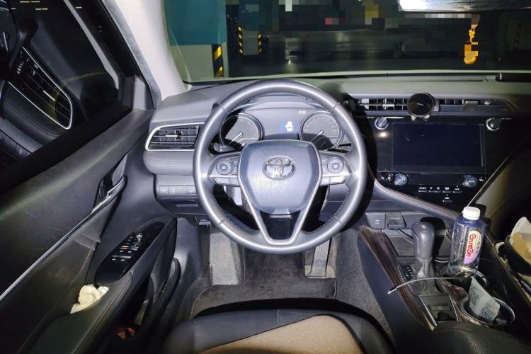 Used Toyota Camry 2019 2.0G Luxury Edition China VI Standard Steering Wheel