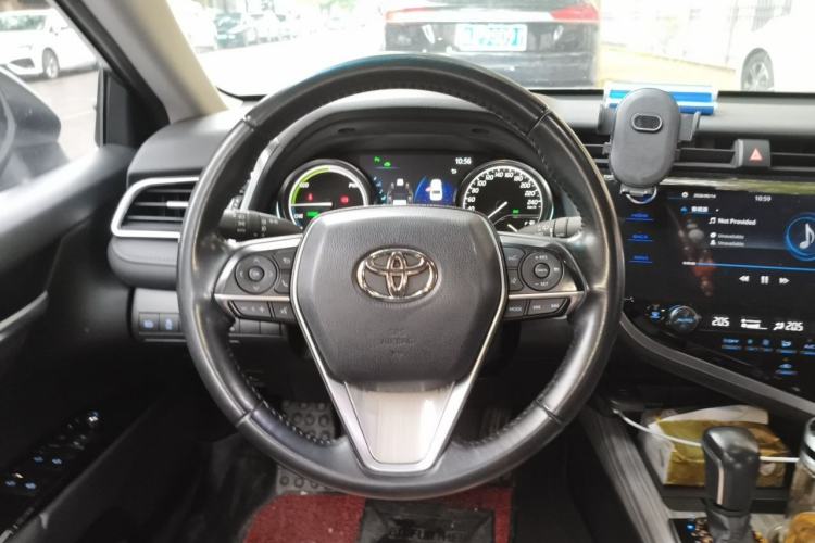 Used Toyota Camry 2019 Dual-Engine 2.5 HG Luxury Edition China V Standard Steering Wheel
