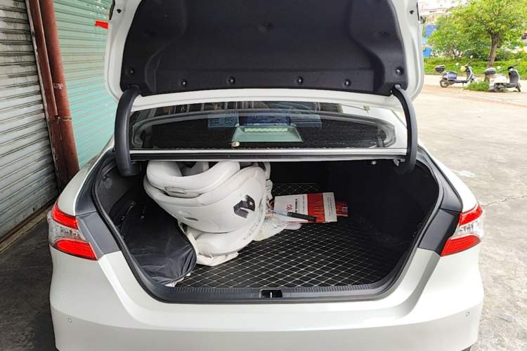 Used Toyota Camry 2019 2.5G Luxury Edition China VI Standard Trunk