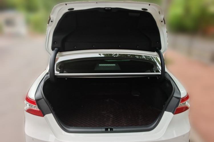 Used Toyota Camry 2019 2.5G Luxury Edition China VI Standard Trunk