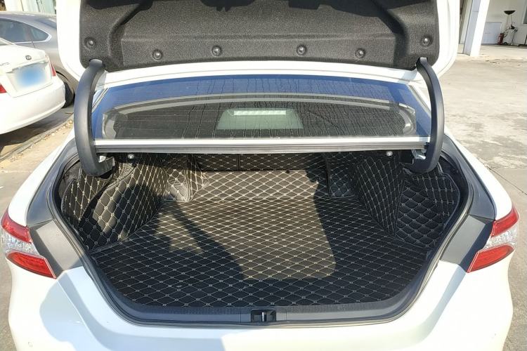 Used Toyota Camry 2019 2.5G Luxury Edition China VI Standard Trunk