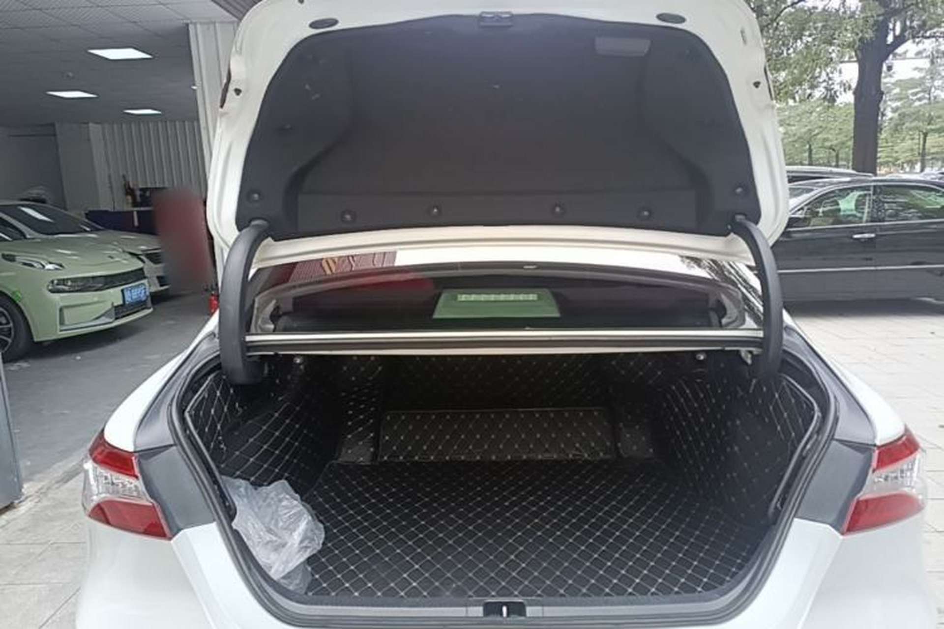 Used Toyota Camry 2019 2.0G Luxury Edition China VI Standard Trunk