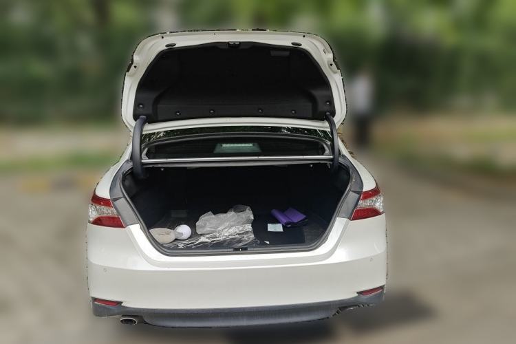Used Toyota Camry 2019 2.5G Luxury Edition China VI Standard Trunk