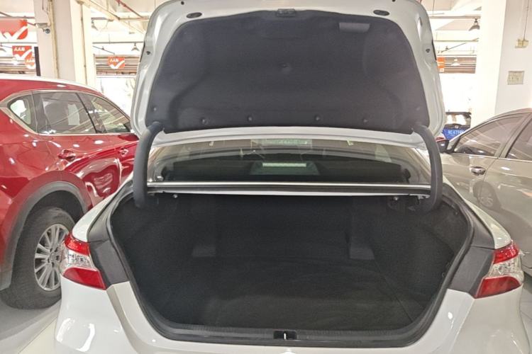 Used Toyota Camry 2019 2.0G Luxury Edition China VI Standard Trunk