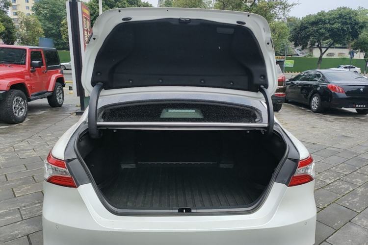 Used Toyota Camry 2019 2.0G Luxury Edition China VI Standard Trunk