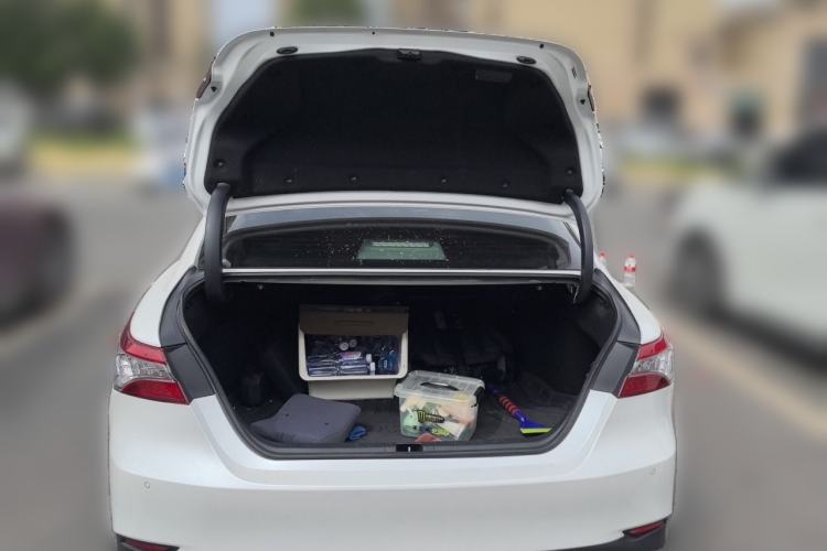 Used Toyota Camry 2019 Revised Version Dual-Engine 2.5 HG Luxury Edition Trunk