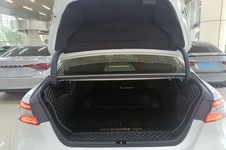 Used Toyota Camry 2019 Revised Version Dual-Engine 2.5 HG Luxury Edition Trunk