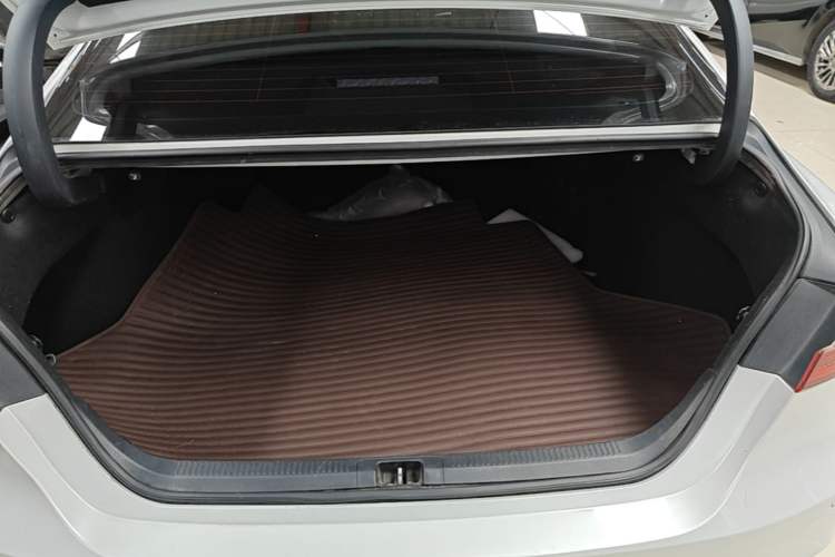 Used Toyota Camry 2019 Revised Version 2.5G Luxury Edition Trunk