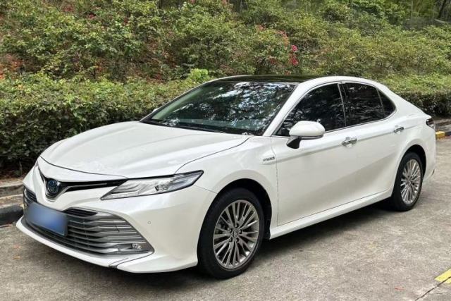 Used Toyota Camry 2019 Dual-Engine 2.5 HG Luxury Edition China VI Standard
