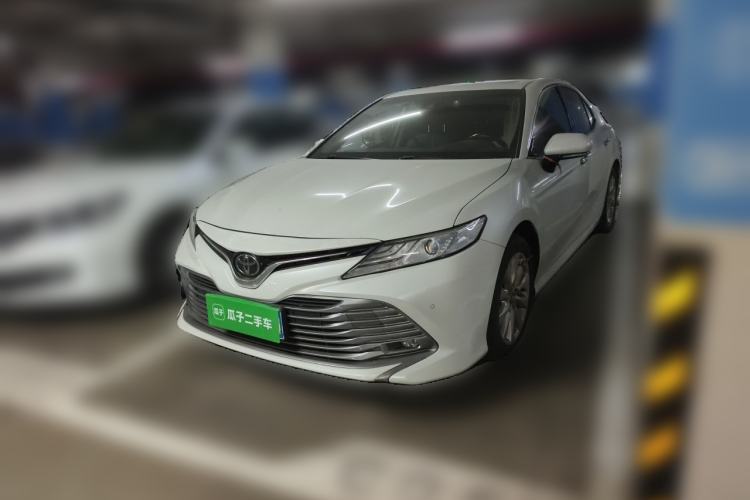 Used Toyota Camry 2019 Revised Version 2.0G Luxury Edition Guazi used car, China used car export, Used car for sale, Used  cars, Cheapest cars for sale