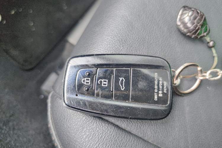 Used Toyota Camry 2019 2.5G Luxury Edition China V Standard Vehicle Key