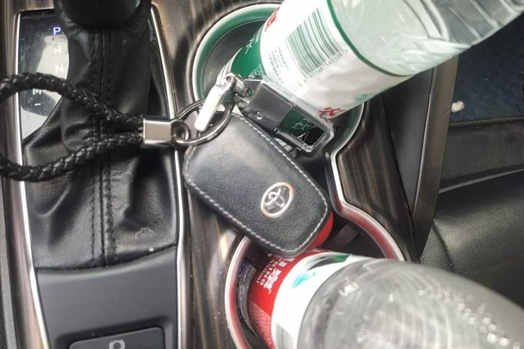 Used Toyota Camry 2019 2.0G Luxury Edition China VI Standard Vehicle Key
