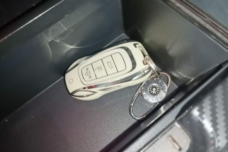 Used Toyota Camry 2019 2.5G Luxury Edition China V Standard Vehicle Key