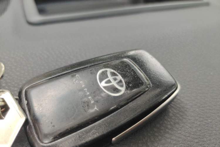 Used Toyota Camry 2019 2.5G Luxury Edition China V Standard Vehicle Key