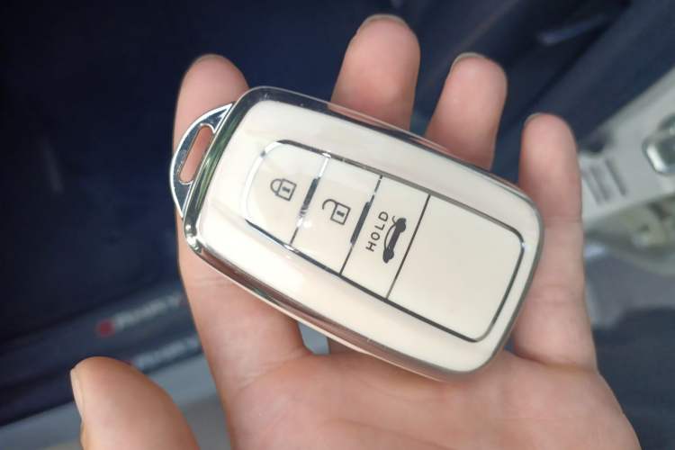 Used Toyota Camry 2019 2.0G Luxury Edition China V Standard Vehicle Key