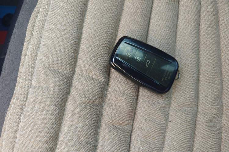 Used Toyota Camry 2019 Revised Version 2.5G Luxury Edition Vehicle Key