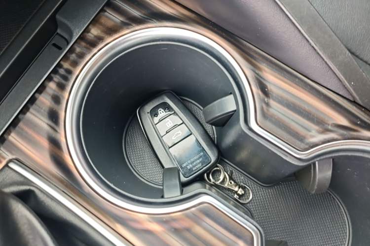 Used Toyota Camry 2019 Revised Version 2.5G Luxury Edition Vehicle Key