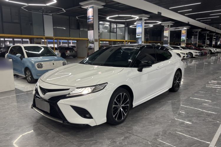 Used Toyota Camry 2019 2.5S FENGSHANG Version China VI Standard Guazi used car, China used car export, Used car for sale, Used Toyota cars, Cheapest cars for sale