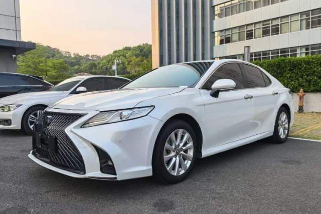 Used Toyota Camry 2019 Revised Version 2.0G Luxury Edition