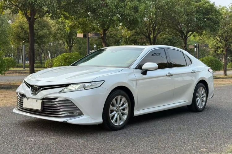Used Toyota Camry 2019 2.0G Luxury Edition China VI Standard Guazi used car, China used car export, Used car for sale, Used  cars, Cheapest cars for sale