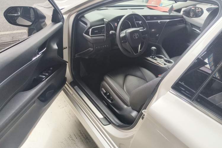 Used Toyota Camry 2019 Revised Version 2.0G Luxury Edition Driver Seat
