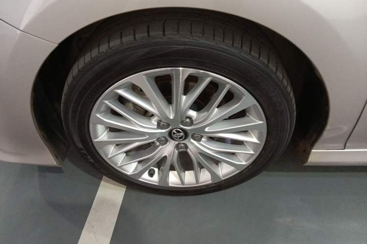 Used Toyota Camry 2019 2.5G Luxury Edition China VI Standard Exterior 4