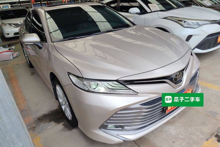 Used Toyota Camry 2019 2.0G Luxury Edition China VI Standard Front Right 45 Deg