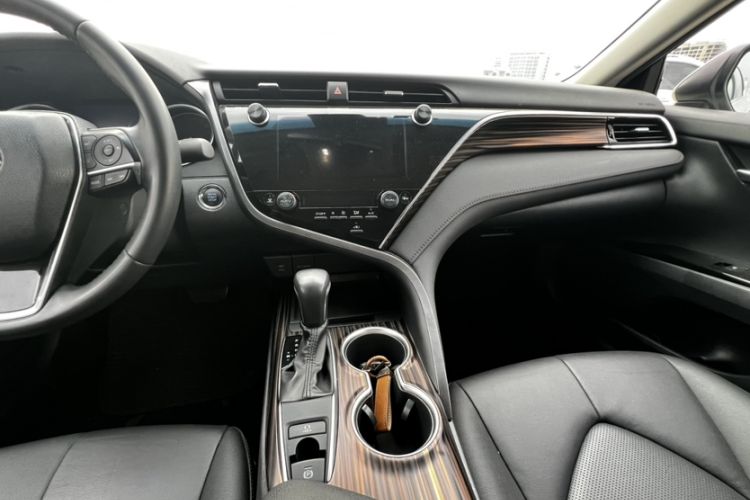 Used Toyota Camry 2019 Revised Version 2.0G Luxury Edition Interior 2