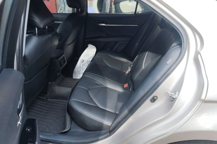 Used Toyota Camry 2019 2.0G Luxury Edition China VI Standard Left Rear Seat