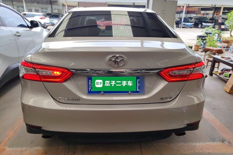 Used Toyota Camry 2019 2.0G Luxury Edition China VI Standard Rear
