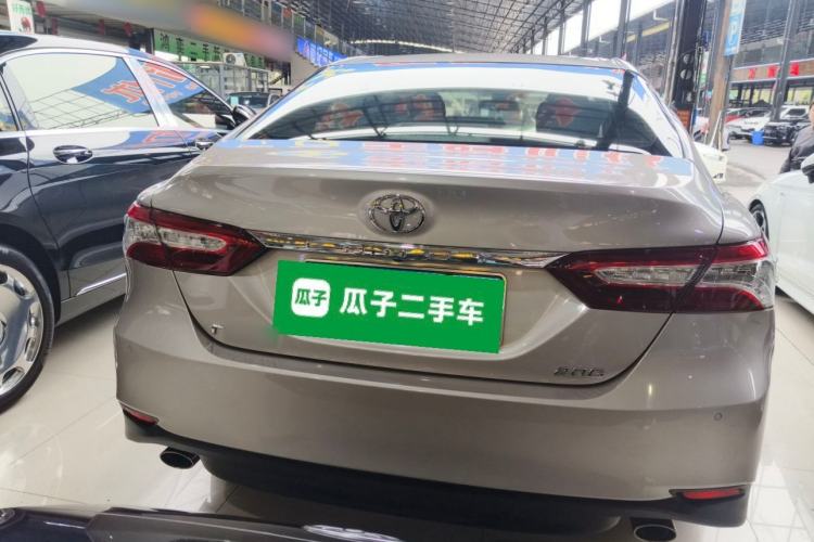 Used Toyota Camry 2019 Revised Version 2.0G Luxury Edition Rear