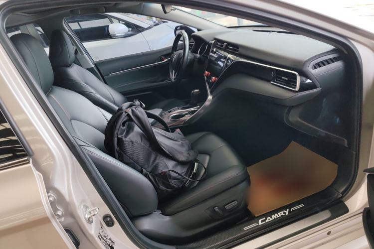 Used Toyota Camry 2019 2.0G Luxury Edition China VI Standard Right Front Seat