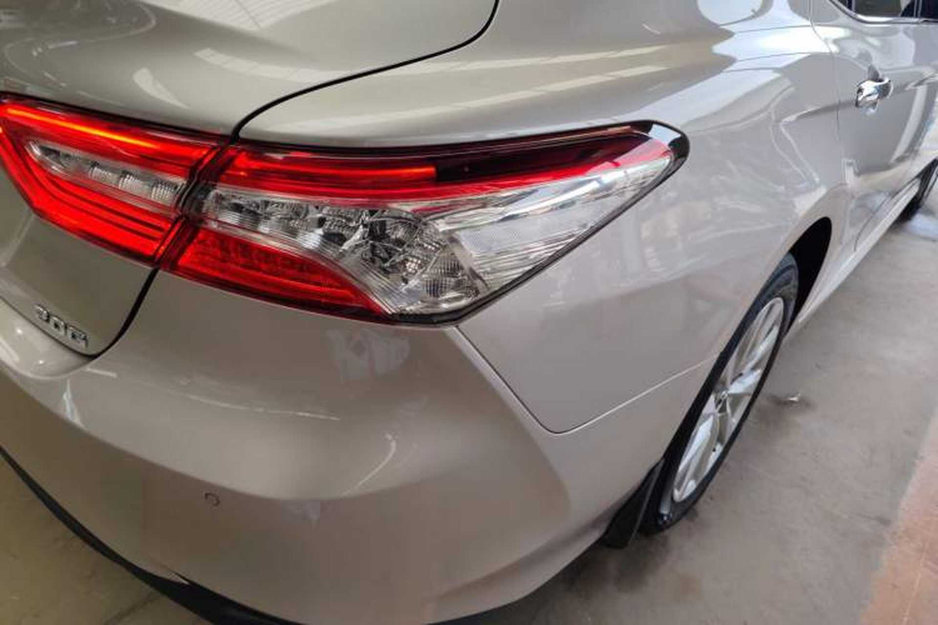 Used Toyota Camry 2019 2.0G Luxury Edition China VI Standard Right Rear Taillight