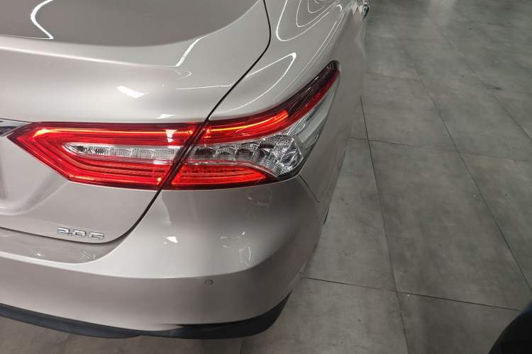 Used Toyota Camry 2019 Revised Version 2.0G Luxury Edition Right Rear Taillight
