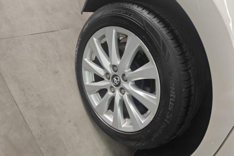 Used Toyota Camry 2019 Revised Version 2.0G Luxury Edition Right Rear Wheel Hub