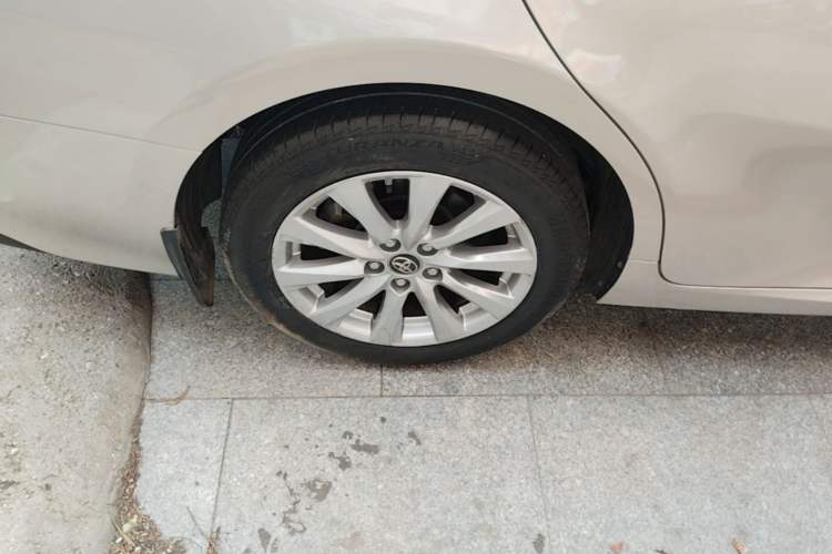 Used Toyota Camry 2019 2.0G Luxury Edition China VI Standard Right Rear Wheel Hub