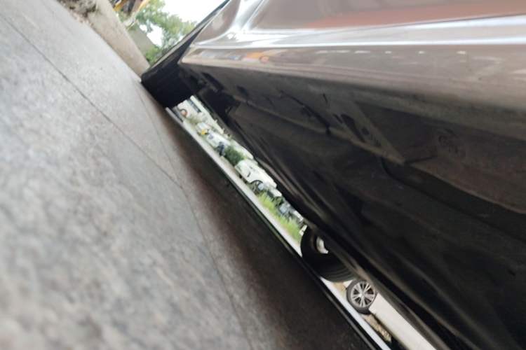 Used Toyota Camry 2019 2.0G Luxury Edition China VI Standard Right Side Sill