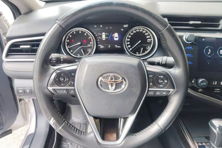 Used Toyota Camry 2019 2.0G Luxury Edition China VI Standard Steering Wheel