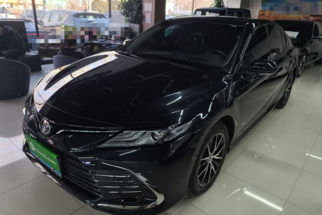 Ojetý Toyota Camry 2021 2.0G Luxury Edition