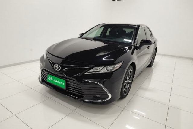 Ojetý Toyota Camry 2021 2.5G Luxury Edition