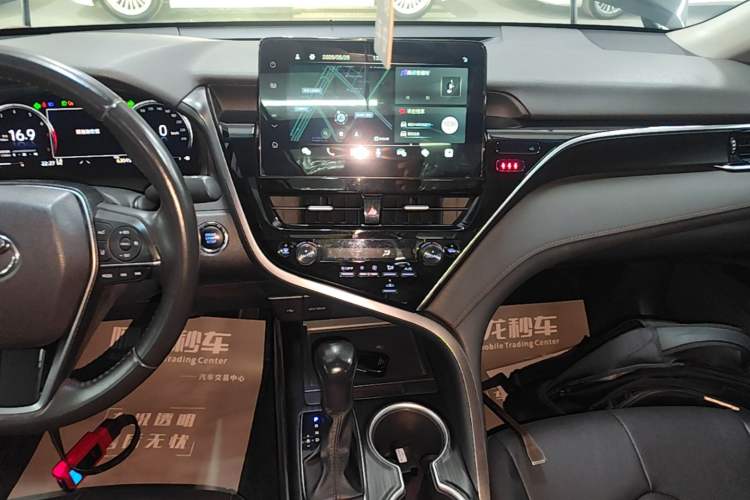 Used Toyota Camry 2021 2.5G Luxury Edition Audio And AC Panel