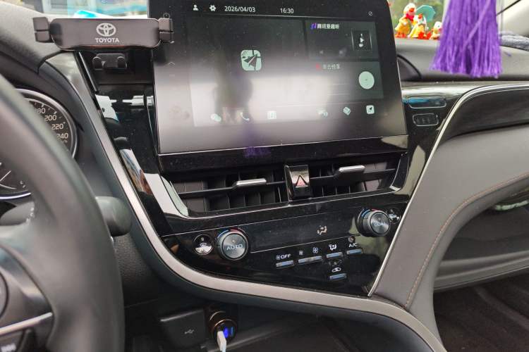 Used Toyota Camry 2021 2.0G Luxury Edition Audio And AC Panel