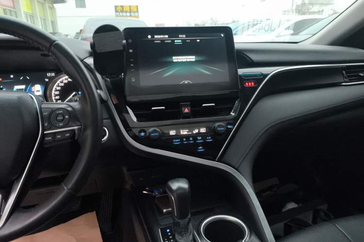 Used Toyota Camry 2021 2.0G Luxury Edition Audio And AC Panel