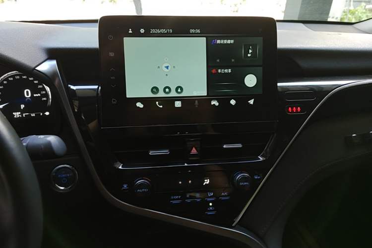 Used Toyota Camry 2021 Dual-Motor 2.5HG Luxury Edition Audio And AC Panel