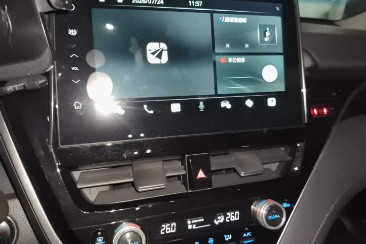 Used Toyota Camry 2021 2.0G Luxury Edition Audio And AC Panel