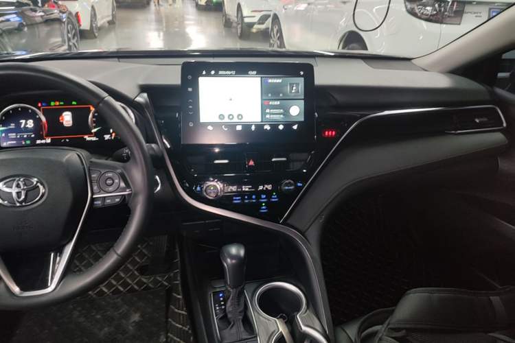 Used Toyota Camry 2021 2.5G Luxury Edition Audio And AC Panel