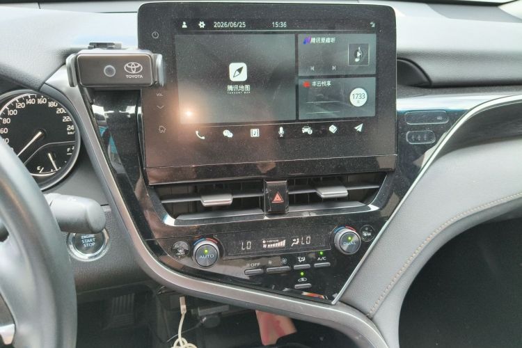 Used Toyota Camry 2021 2.0G Luxury Edition Audio And AC Panel