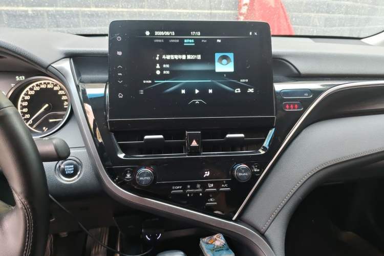 Used Toyota Camry 2021 2.0G Luxury Edition Audio And AC Panel